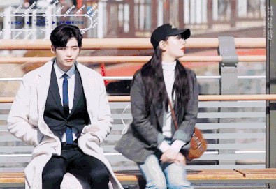 夜听 |“永远不要谈微信式的爱情”